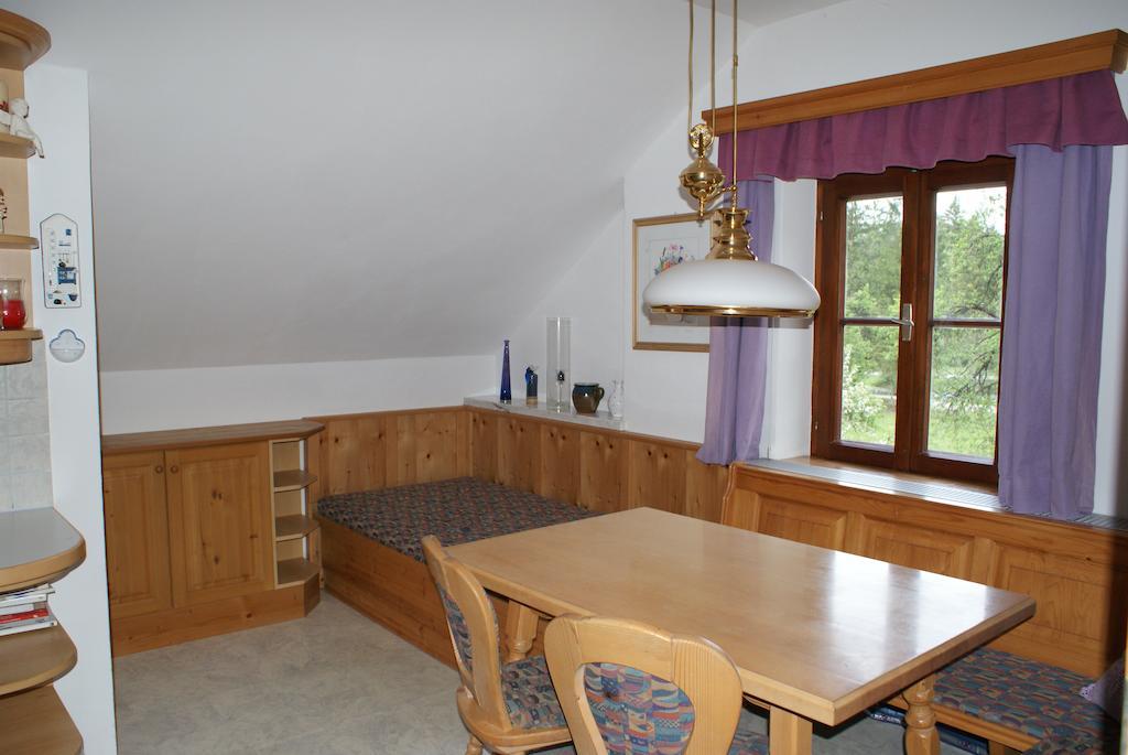 Ferienwohnung Bluntaumuehle Голинг ан дер Залцах Стая снимка